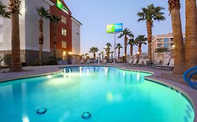 Holiday Inn Express in Las Vegas Nevada